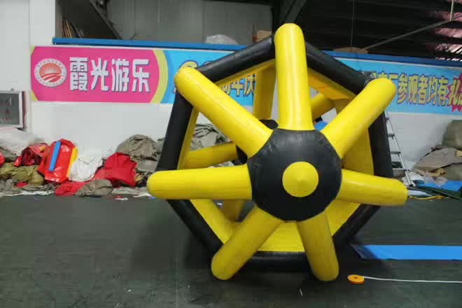 锦山镇充气水上滚筒球